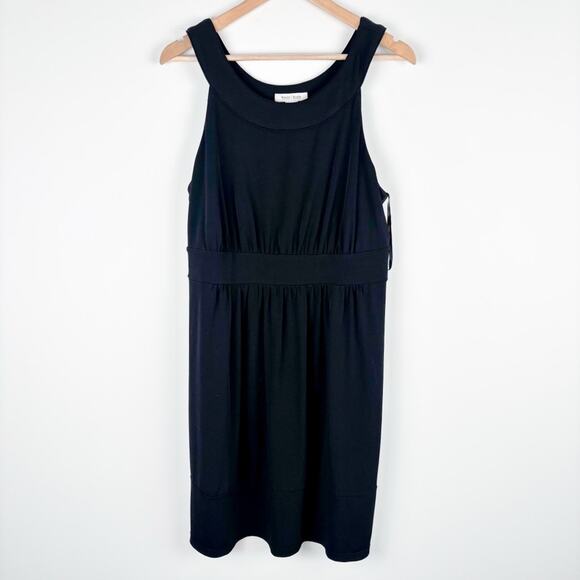 White House Black Market Dresses & Skirts - NEW White House Black Market Sleeveless Halter‎ Dress